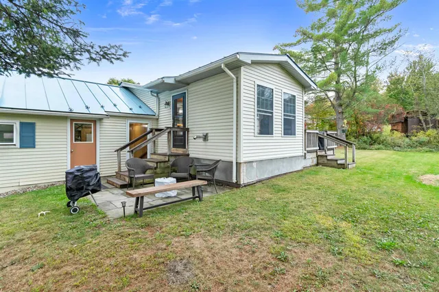 $375,000 | 18 Phil Street, Barre Town, VT 05649