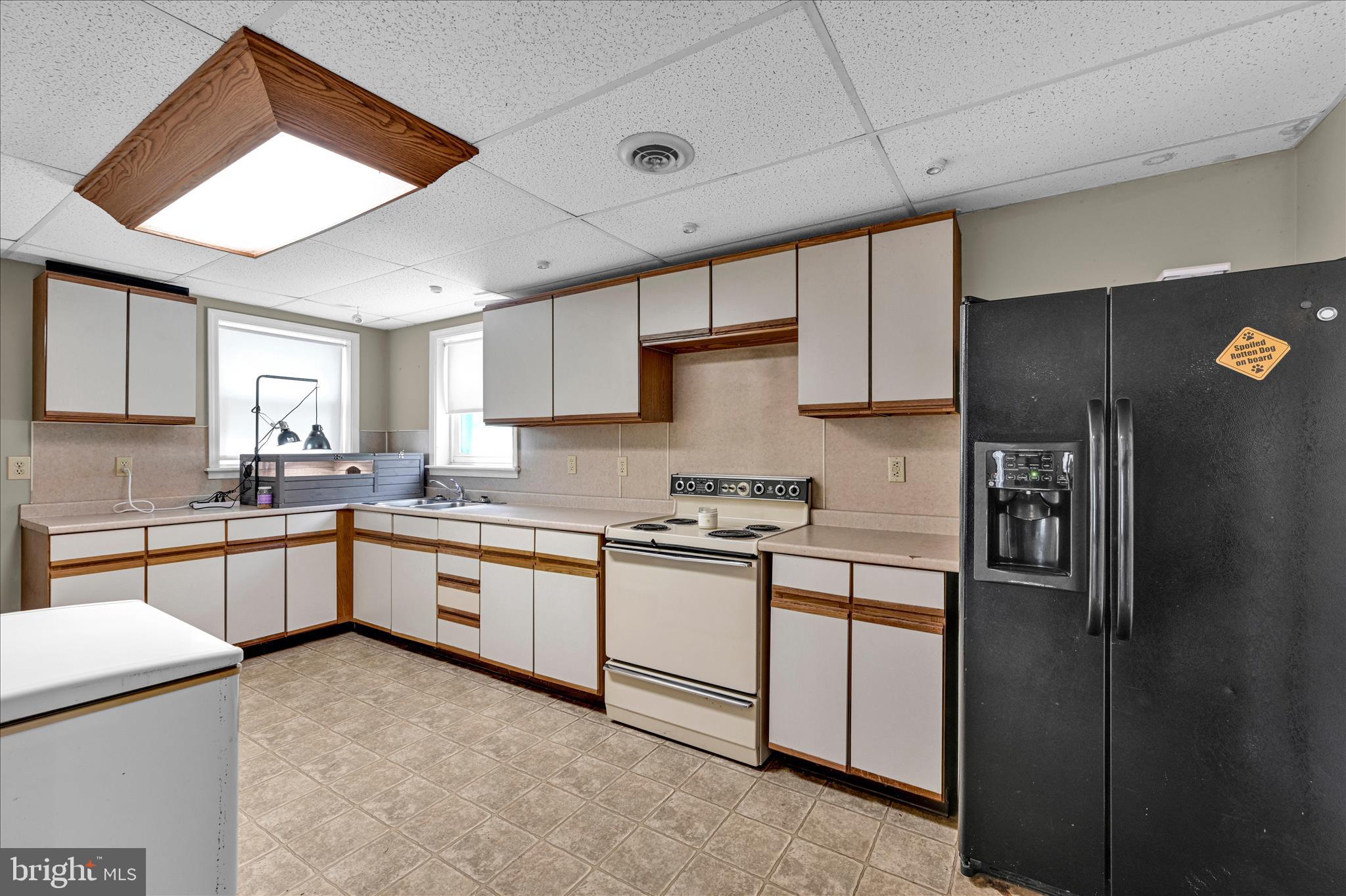 2145 Quarry Road Lebanon, PA 17046 - Photo 27 of 49 Basement - Kitchen