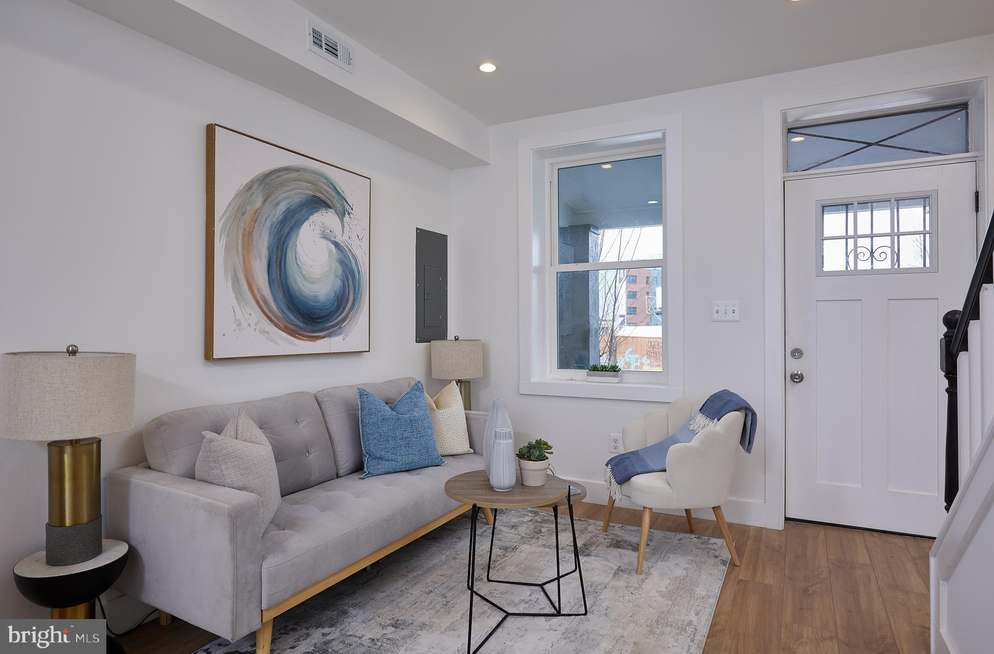 1637 L Street Northeast Washington, DC 20002 - Photo 7 of 36 Gallery Image 7