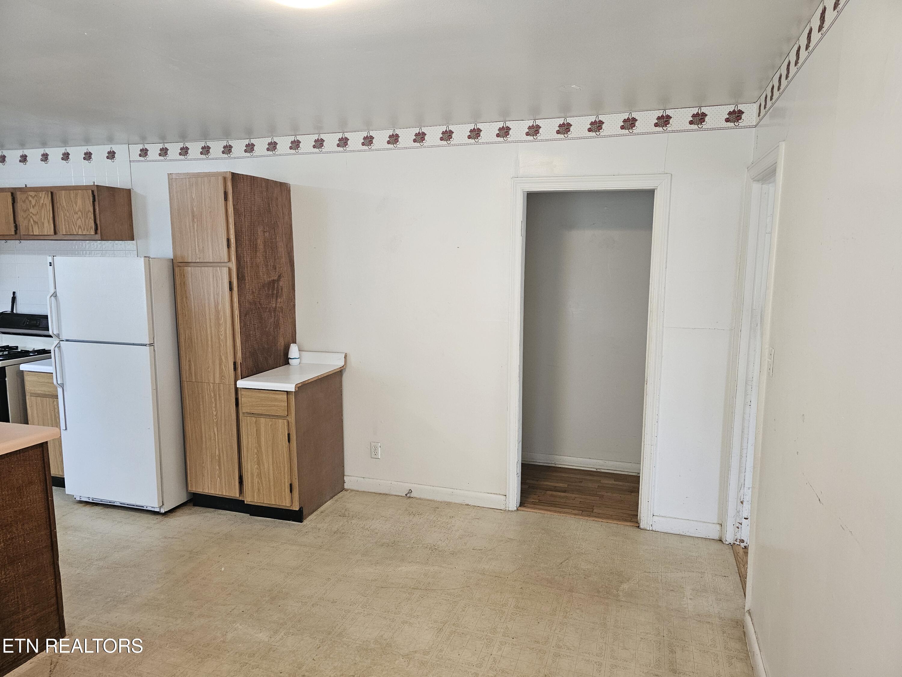 1345 Blockhouse Valley Road Clinton, TN 37716 - Photo 10 of 50 20260612_164151 - Copy