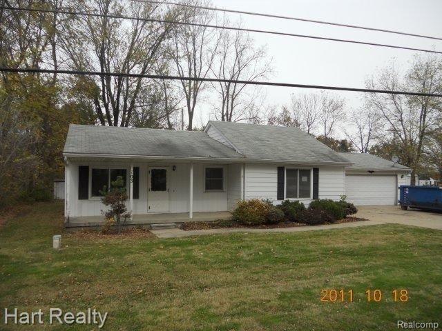 103 Burley Road Columbiaville, MI 48421 - Photo 1 of 16 100.jpg