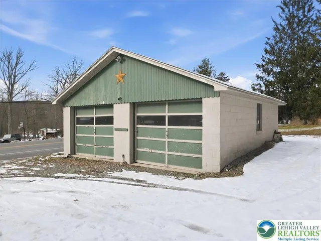 $194,000 | 1032 Clamtown Road, New Ringgold, PA 17960