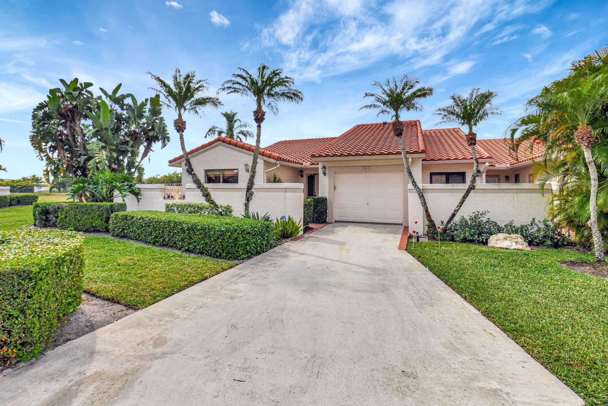 20025 Mona Circle Boca Raton, FL 33434 - Photo 3 of 51 0-web-or-mls-DSC_3543