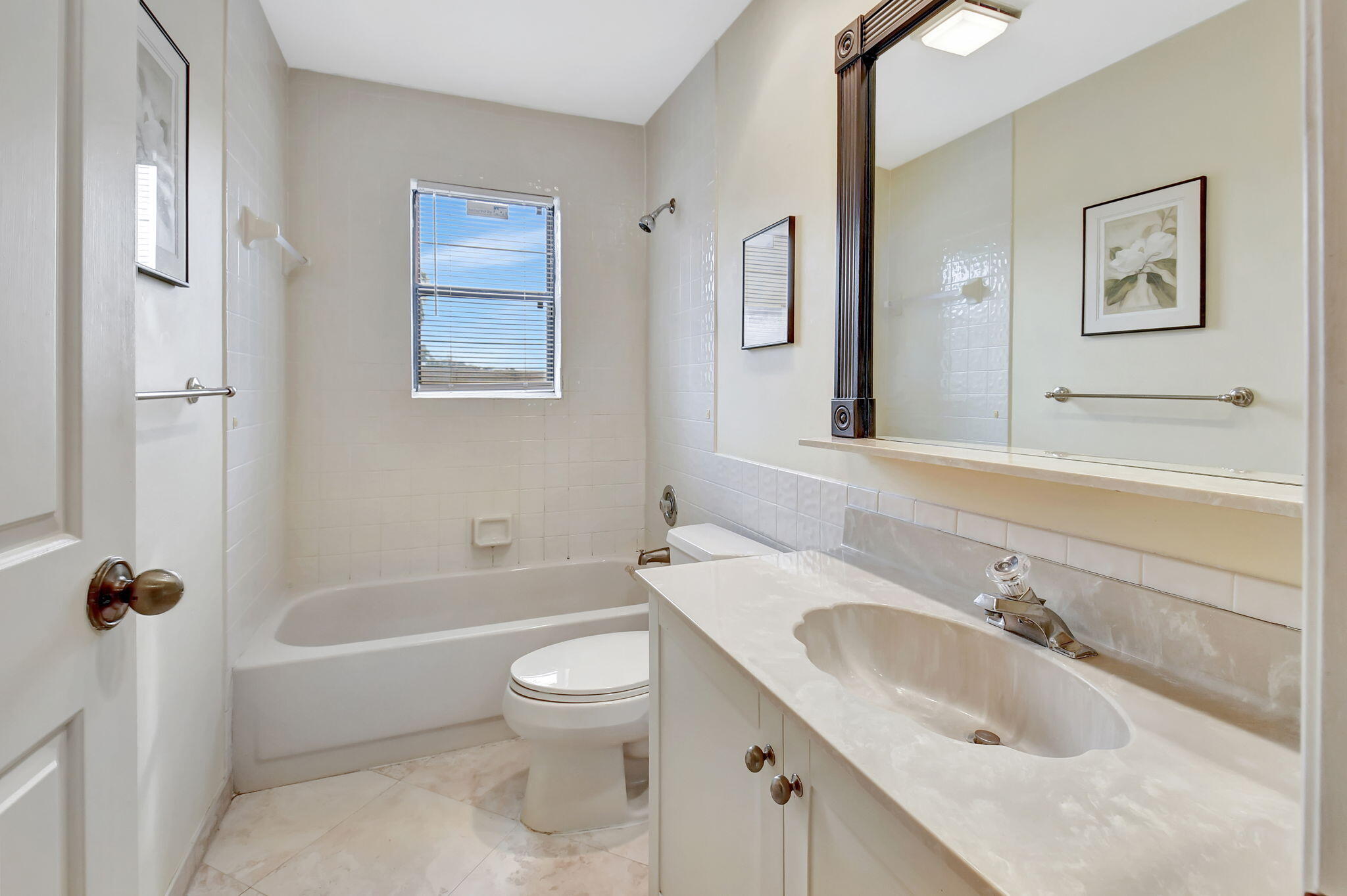 20025 Mona Circle Boca Raton, FL 33434 - Photo 31 of 51 26-web-or-mls-DSC_3475