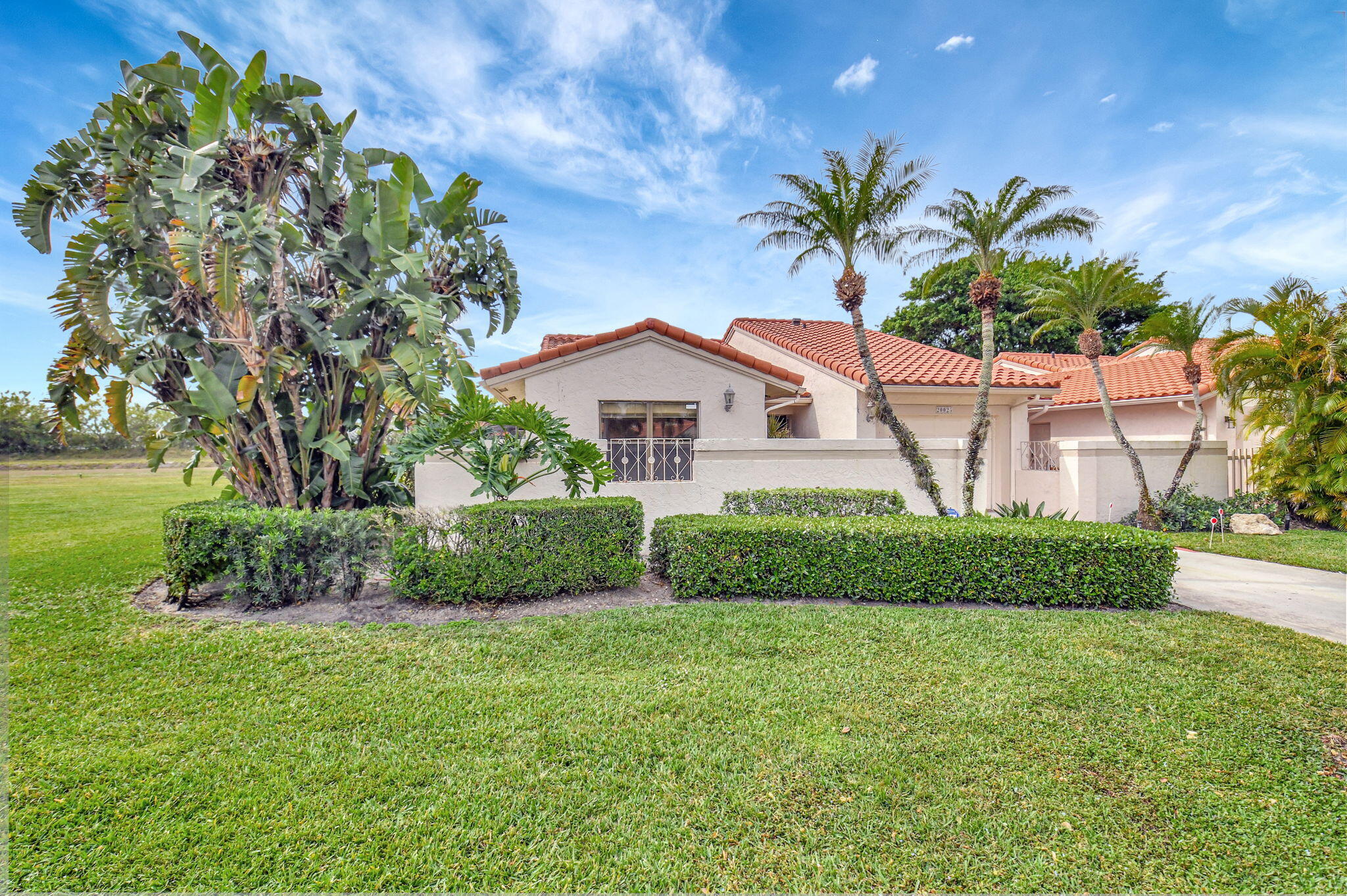 20025 Mona Circle Boca Raton, FL 33434 - Photo 4 of 51 1-web-or-mls-DSC_3548
