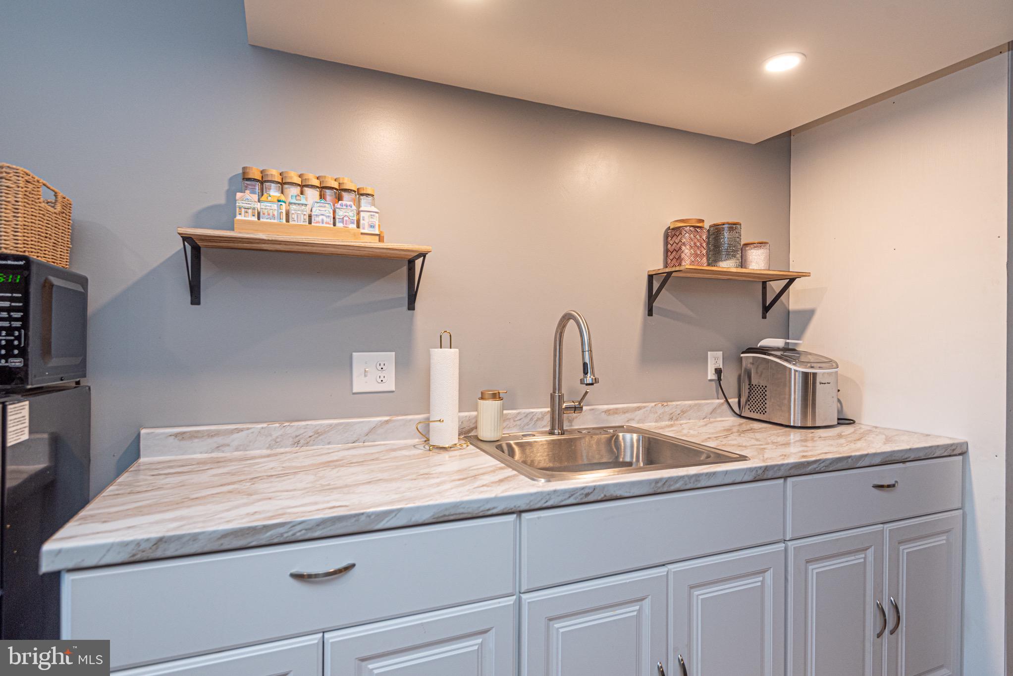 242 Hayden Road Centreville, MD 21617 - Photo 32 of 40 Kitchenette-lower level