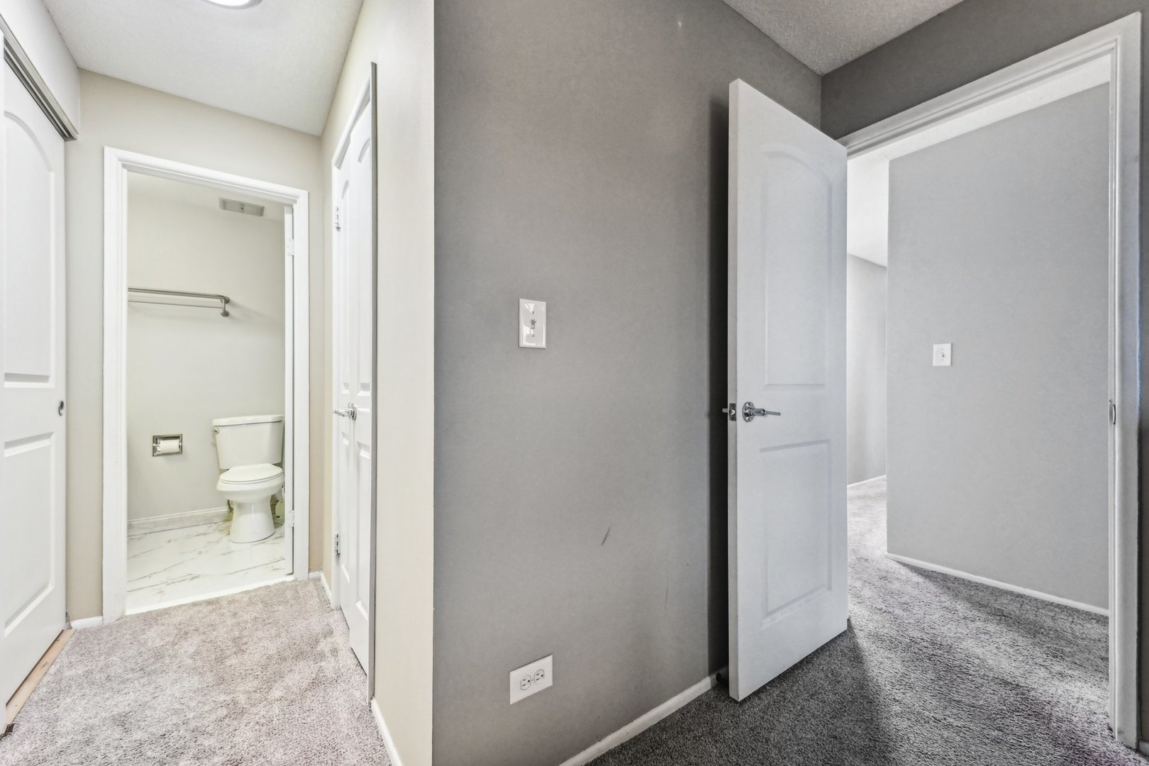 1127 South Old Wilke Road, Unit 407 Rolling Meadows, IL 60005 - Photo 20 of 25 Gallery Image 20