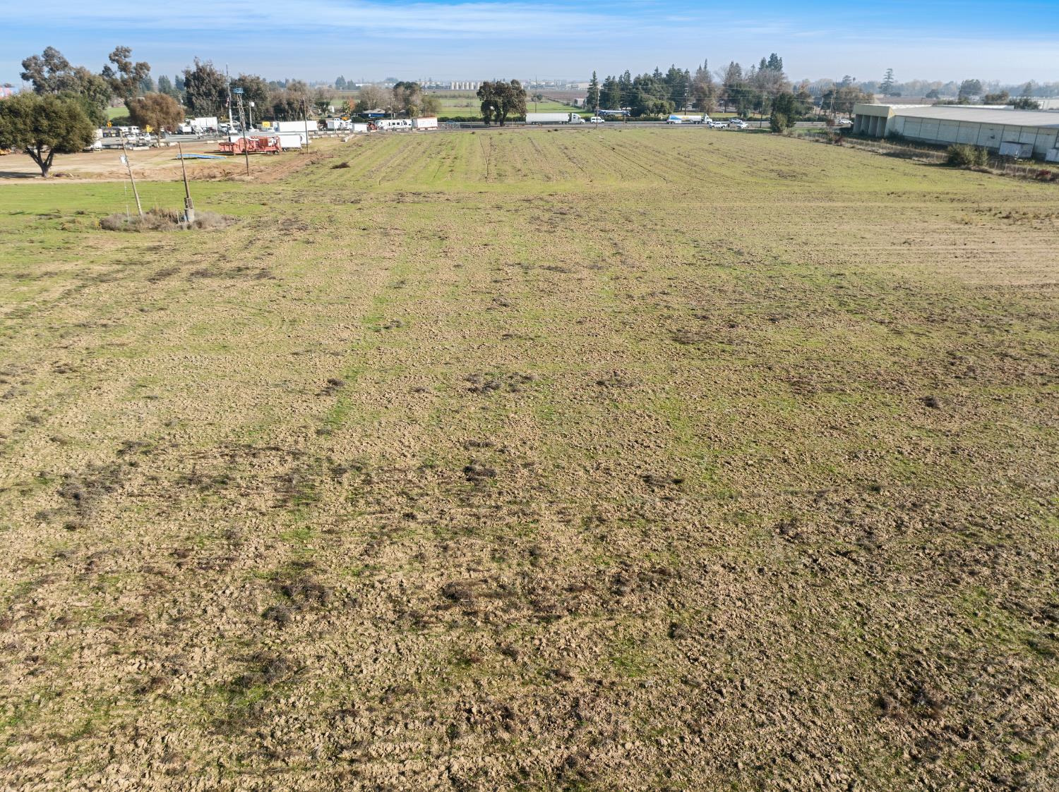 4262 East Woodbridge Road Acampo, CA 95220 - Photo 9 of 12 a view of an ocean