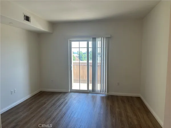 $728,800 | 11 South 3rd Street, Unit 228, Alhambra, CA 91801