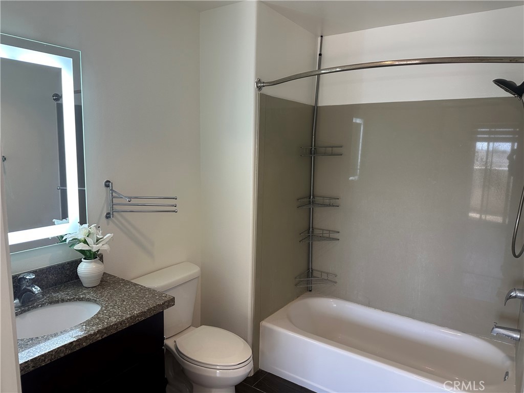 11 South 3rd Street, Unit 228 Alhambra, CA 91801 - Photo 15 of 38