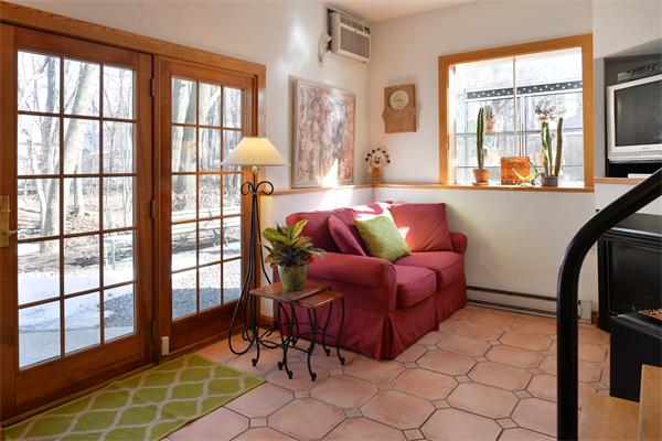 40 Powder House Rd Extension Medford, MA 02155 - Photo 11 of 30