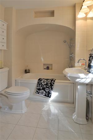 40 Powder House Rd Extension Medford, MA 02155 - Photo 23 of 30