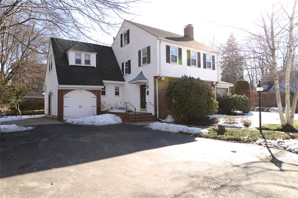 40 Powder House Rd Extension Medford, MA 02155 - Photo 29 of 30