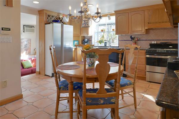 40 Powder House Rd Extension Medford, MA 02155 - Photo 9 of 30