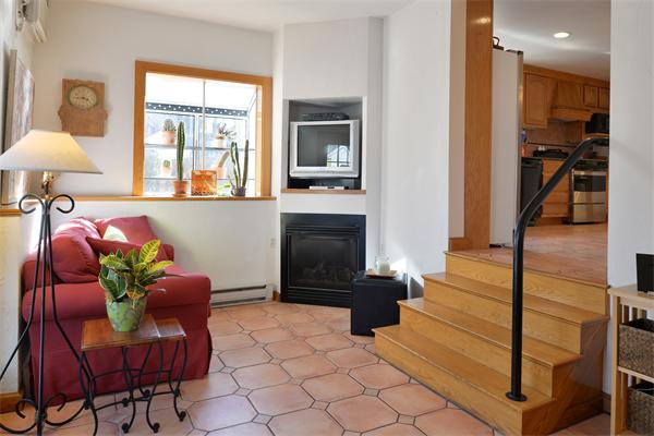 40 Powder House Rd Extension Medford, MA 02155 - Photo 10 of 30