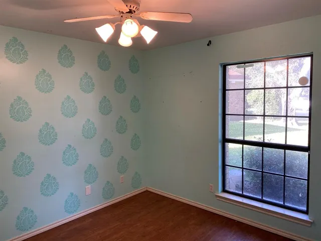 $1,950 | 8208 Willow Glen Court, Fort Worth, TX 76134