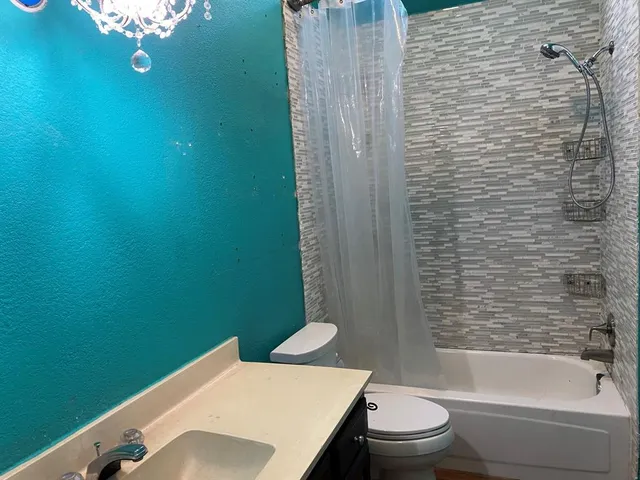 $1,950 | 8208 Willow Glen Court, Fort Worth, TX 76134