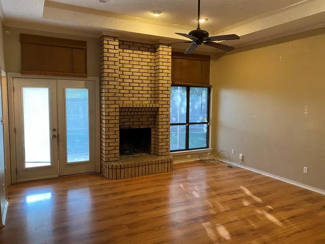 $1,950 | 8208 Willow Glen Court, Fort Worth, TX 76134