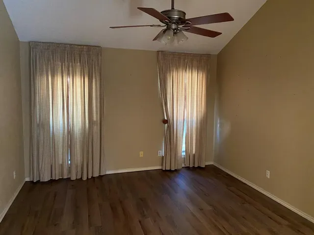 $1,950 | 8208 Willow Glen Court, Fort Worth, TX 76134