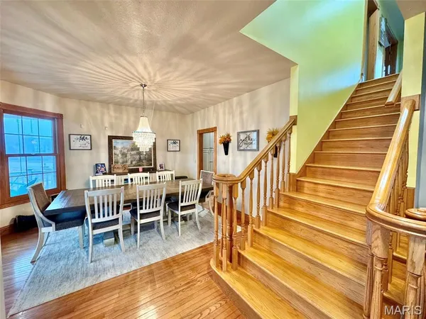 $799,000 | 5500 Hidden Valley Road, Hannibal, MO 63401