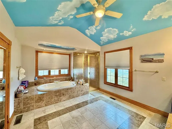 $799,000 | 5500 Hidden Valley Road, Hannibal, MO 63401