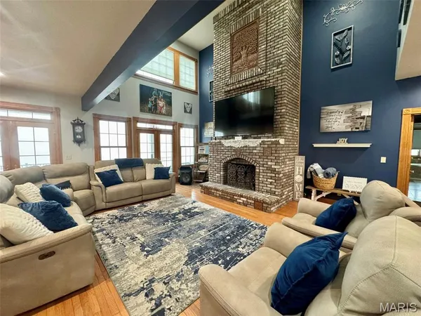 $799,000 | 5500 Hidden Valley Road, Hannibal, MO 63401