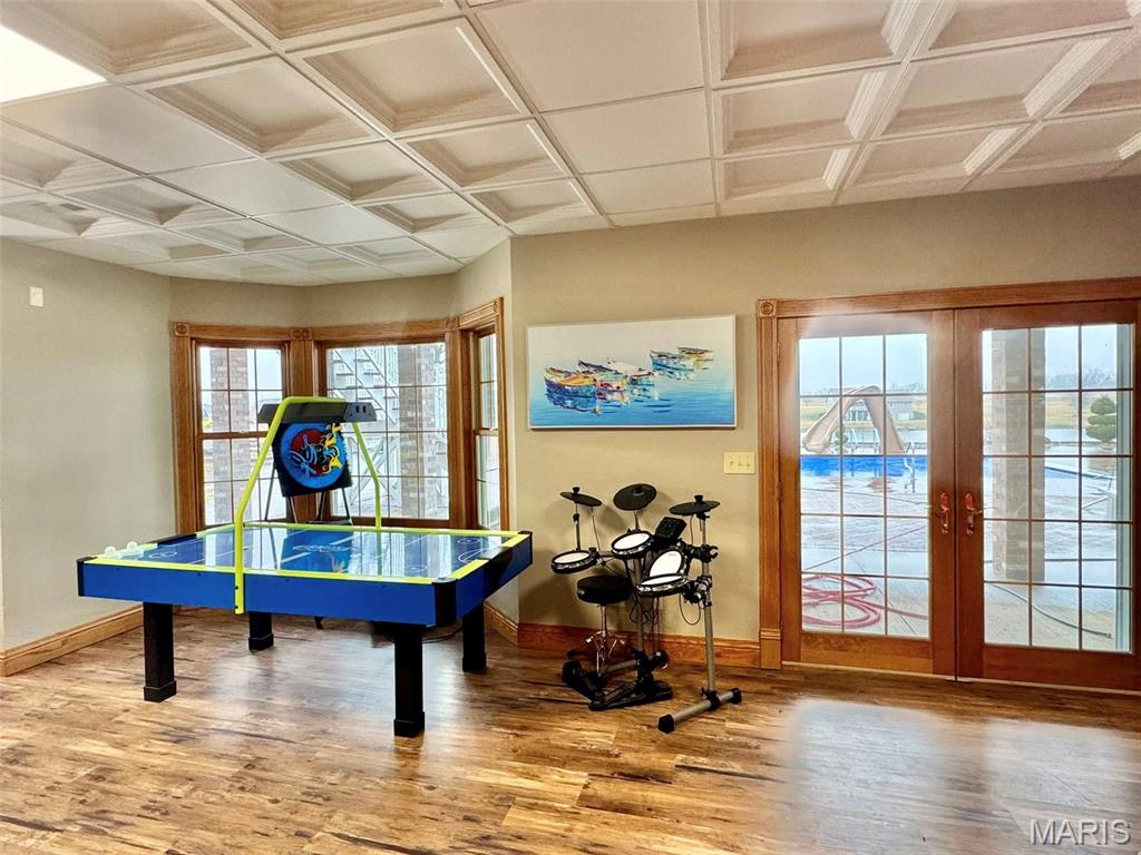 5500 Hidden Valley Road Hannibal, MO 63401 - Photo 32 of 46