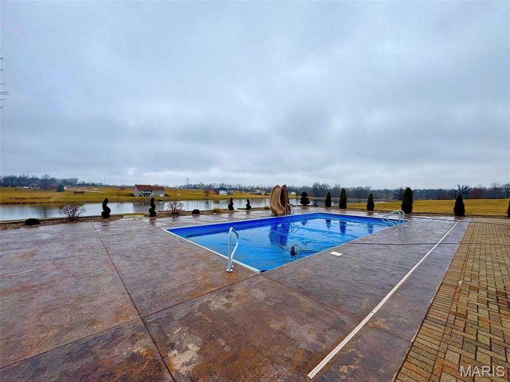 5500 Hidden Valley Road Hannibal, MO 63401 - Photo 35 of 46