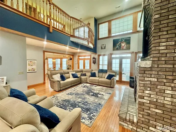 $799,000 | 5500 Hidden Valley Road, Hannibal, MO 63401