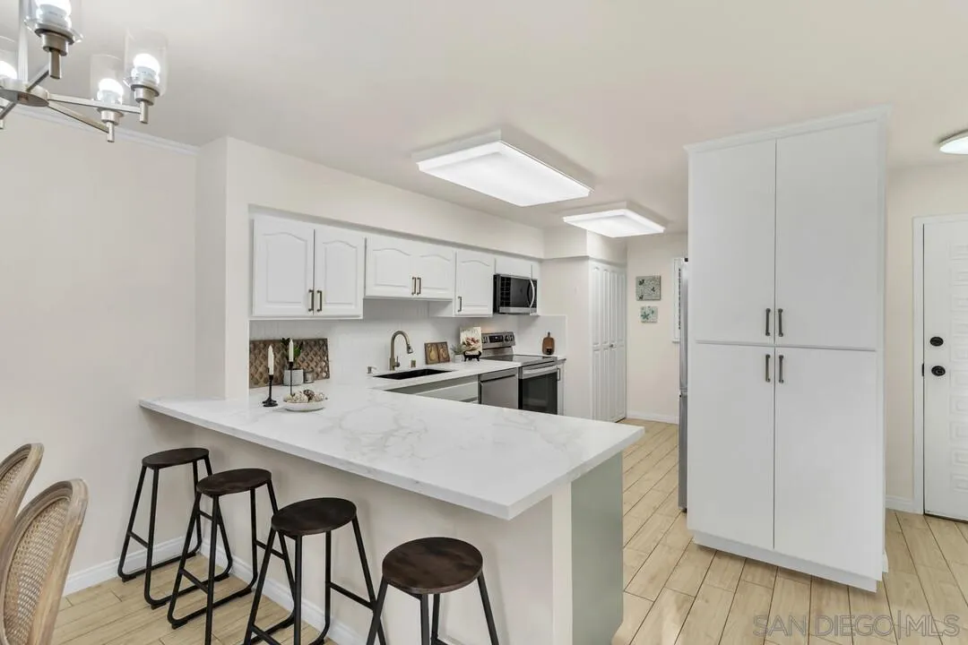 2600 Torrey Pines Road, Unit B17 La Jolla, CA 92037 - Photo 6 of 19