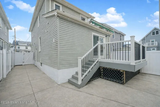 a view of a porch with a small cabin