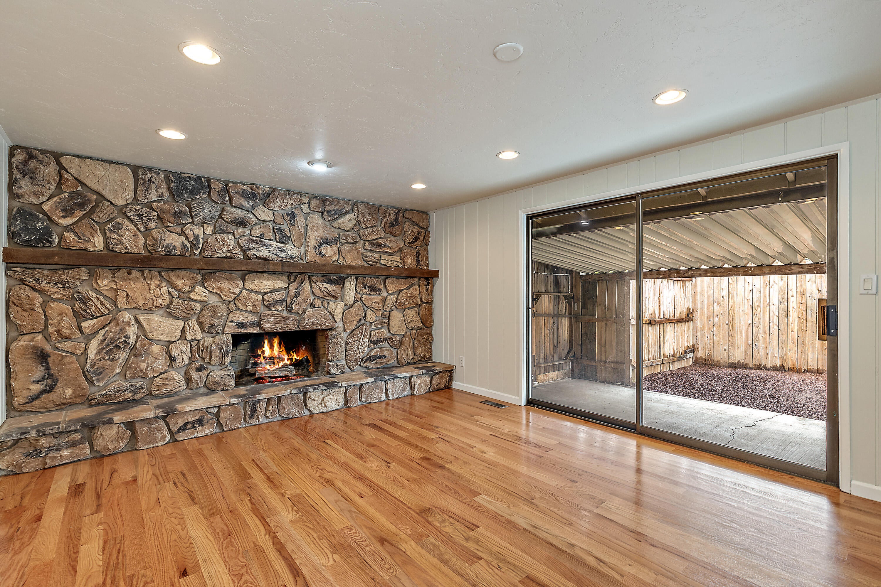 1589 Springbrook Road Medford, OR 97504 - Photo 29 of 46 SR(29)