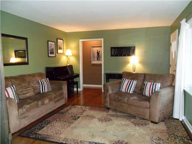 416 South Carr Road Plainfield, IN 46168 - Photo 3 of 15 Gallery Image 3