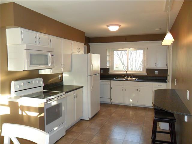 416 South Carr Road Plainfield, IN 46168 - Photo 4 of 15 Gallery Image 4