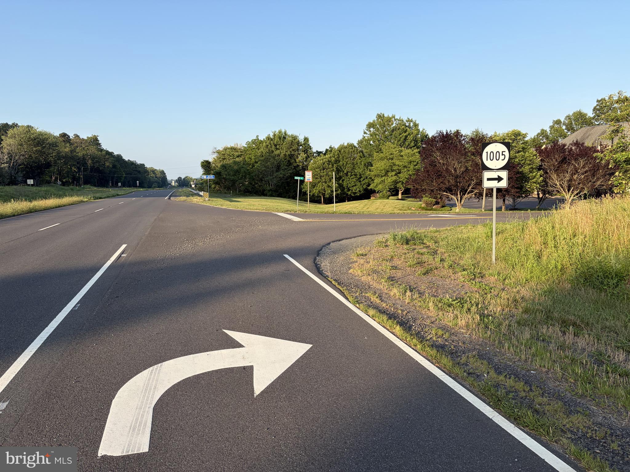 Bank Road Washington, VA 22747 - Photo 11 of 13 approach from 211 east entering by bank