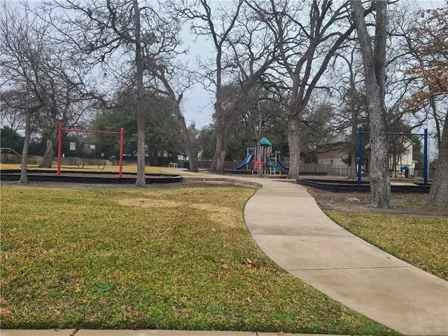 $298,000 | 5704 Levenwood Lane, Austin, TX 78724