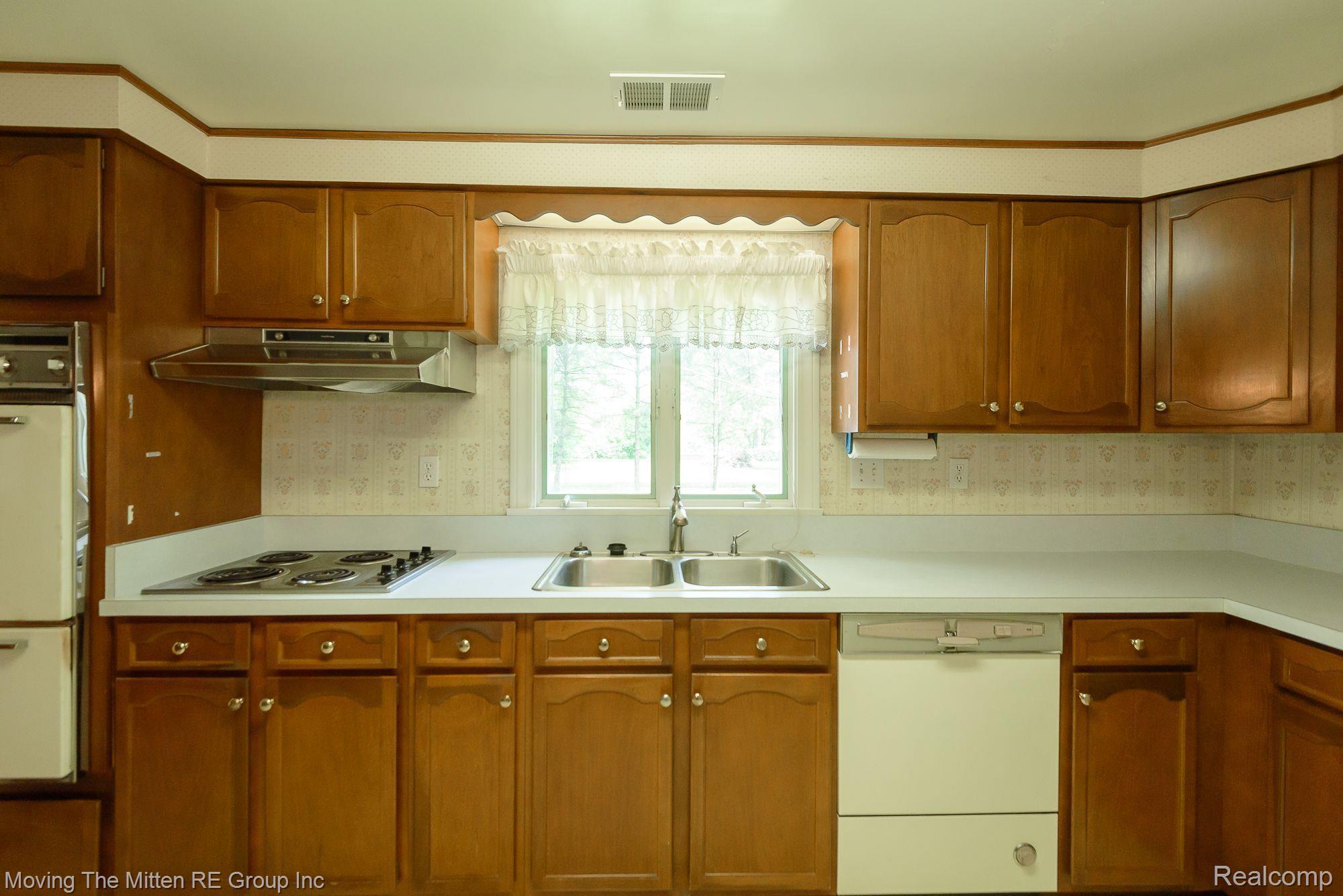46470 Bemis Road Belleville, MI 48111 - Photo 9 of 52 Gallery Image 9