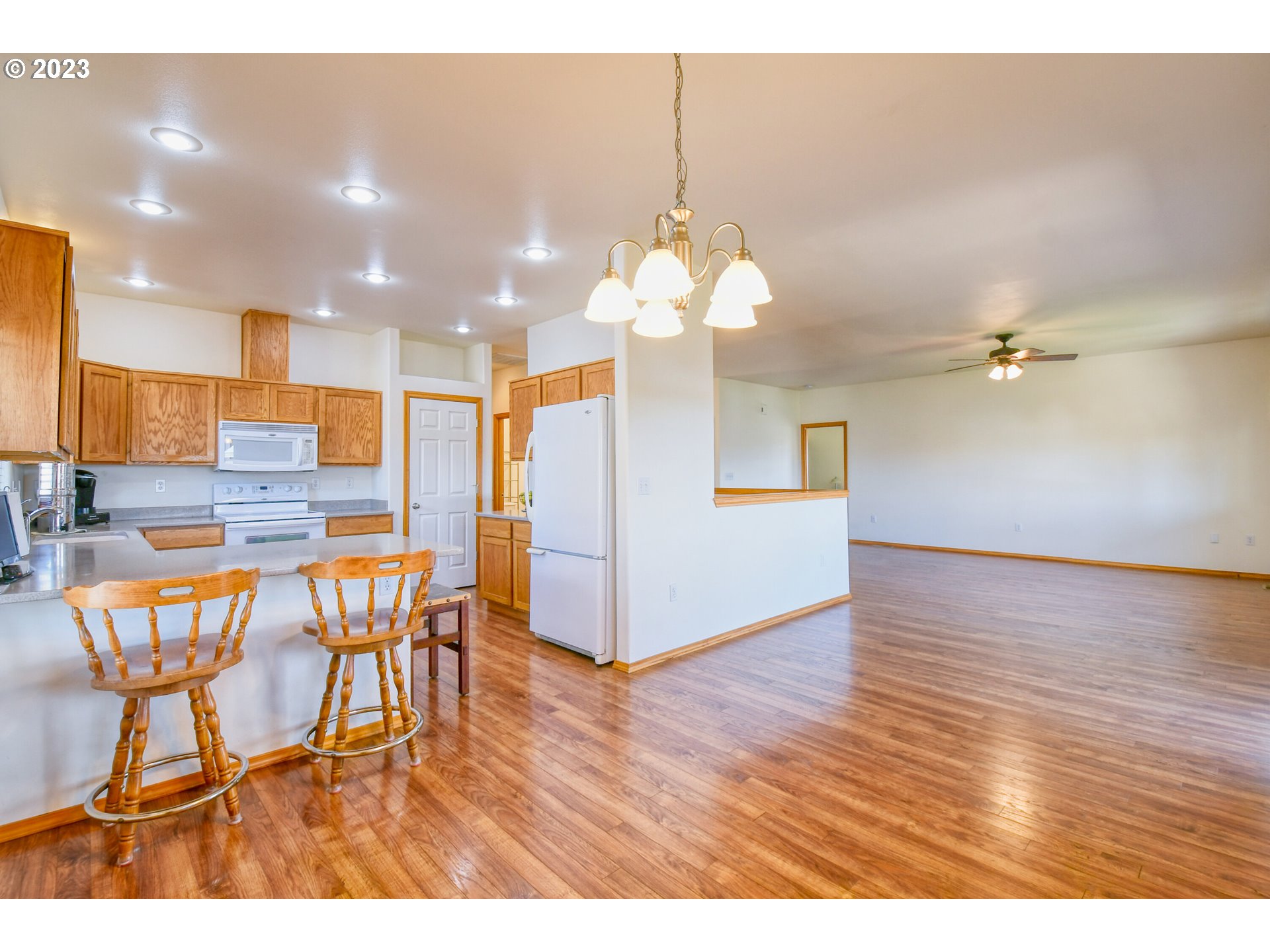 3285 Southwest Hailey Avenue Pendleton, OR 97801 - Photo 17 of 47