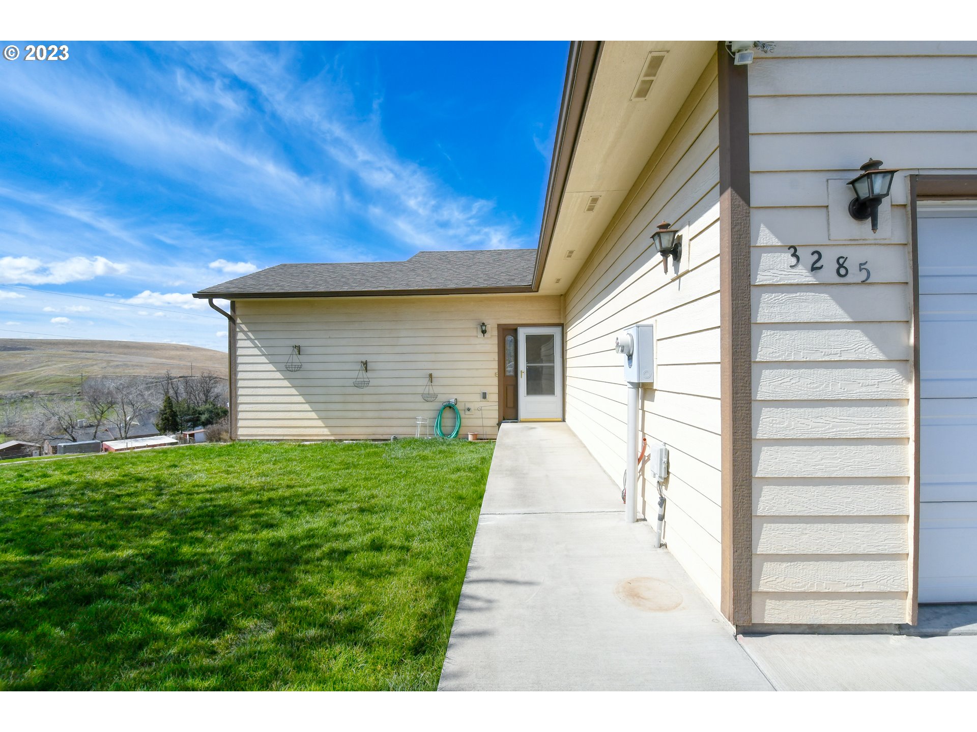 3285 Southwest Hailey Avenue Pendleton, OR 97801 - Photo 4 of 47