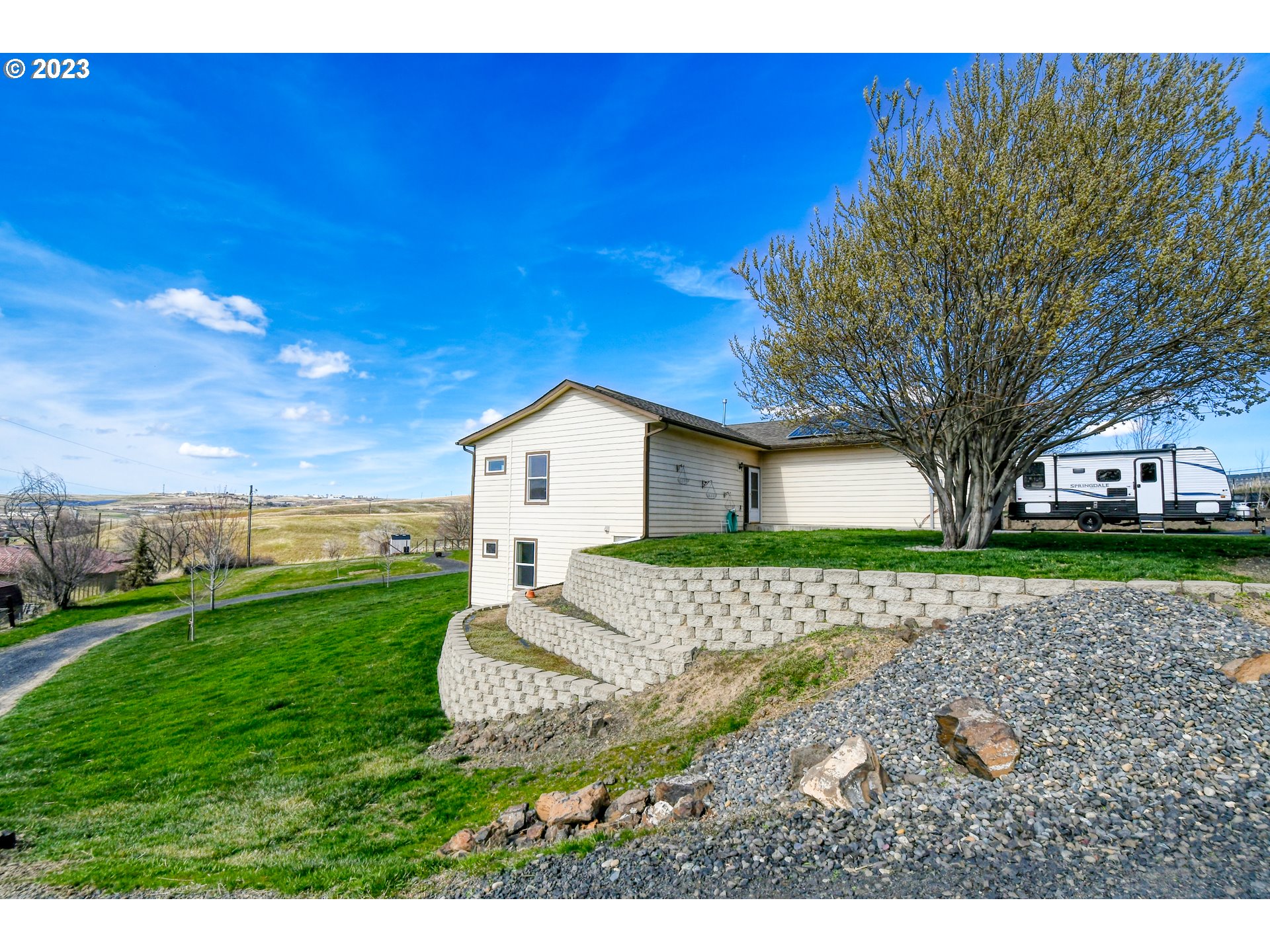 3285 Southwest Hailey Avenue Pendleton, OR 97801 - Photo 5 of 47