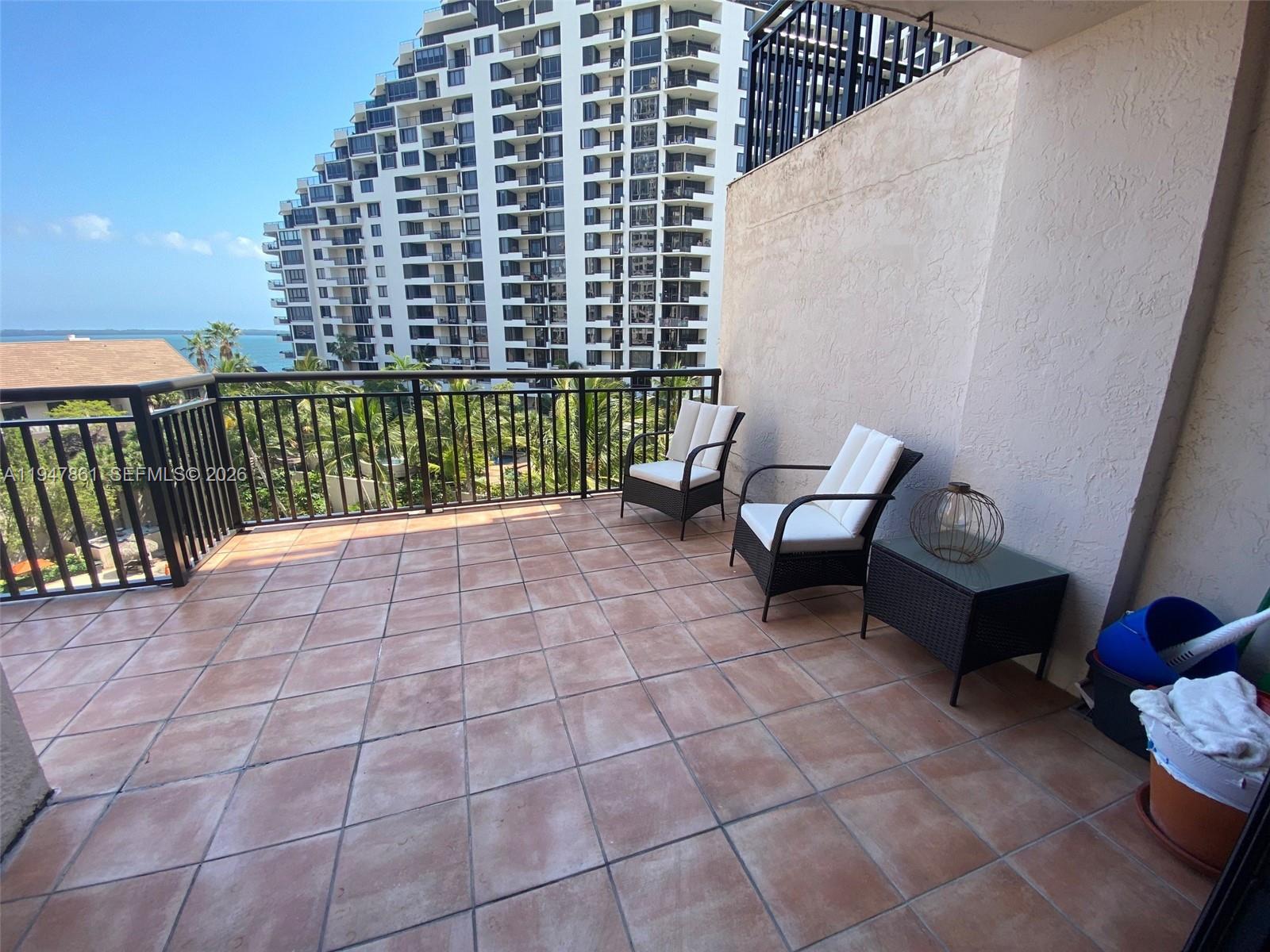 540 Brickell Key Drive, Unit 705 Miami, FL 33131 - Photo 23 of 38