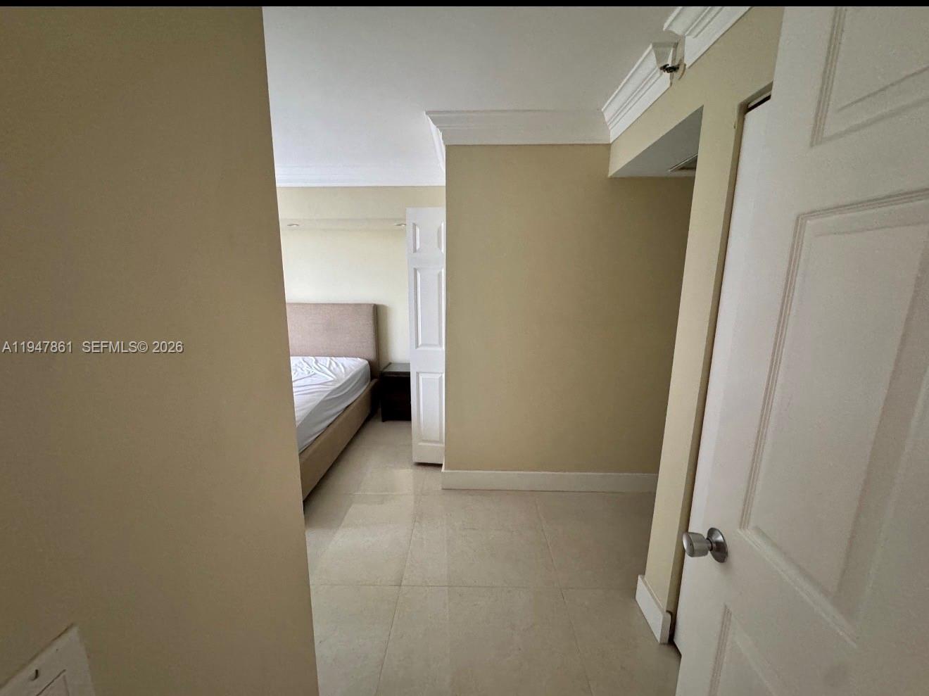 540 Brickell Key Drive, Unit 705 Miami, FL 33131 - Photo 31 of 38