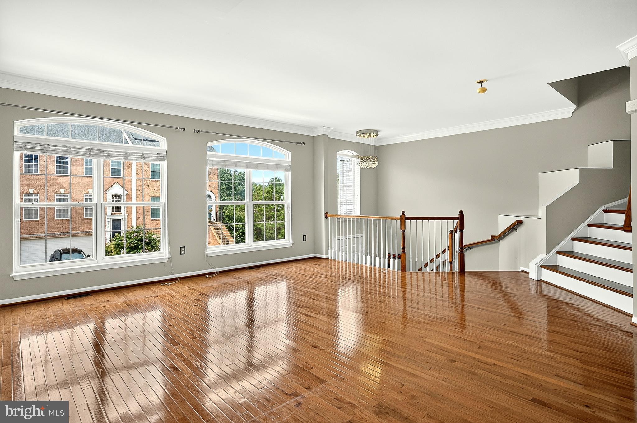 7332 Hampton Manor Place Springfield, VA 22150 - Photo 9 of 52 Gallery Image 9