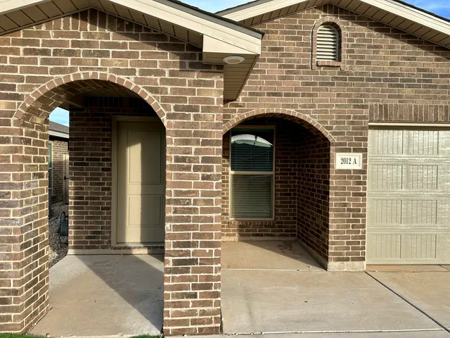 $1,450 | 2012 Bryan Avenue, Unit A, Wolfforth, TX 79382