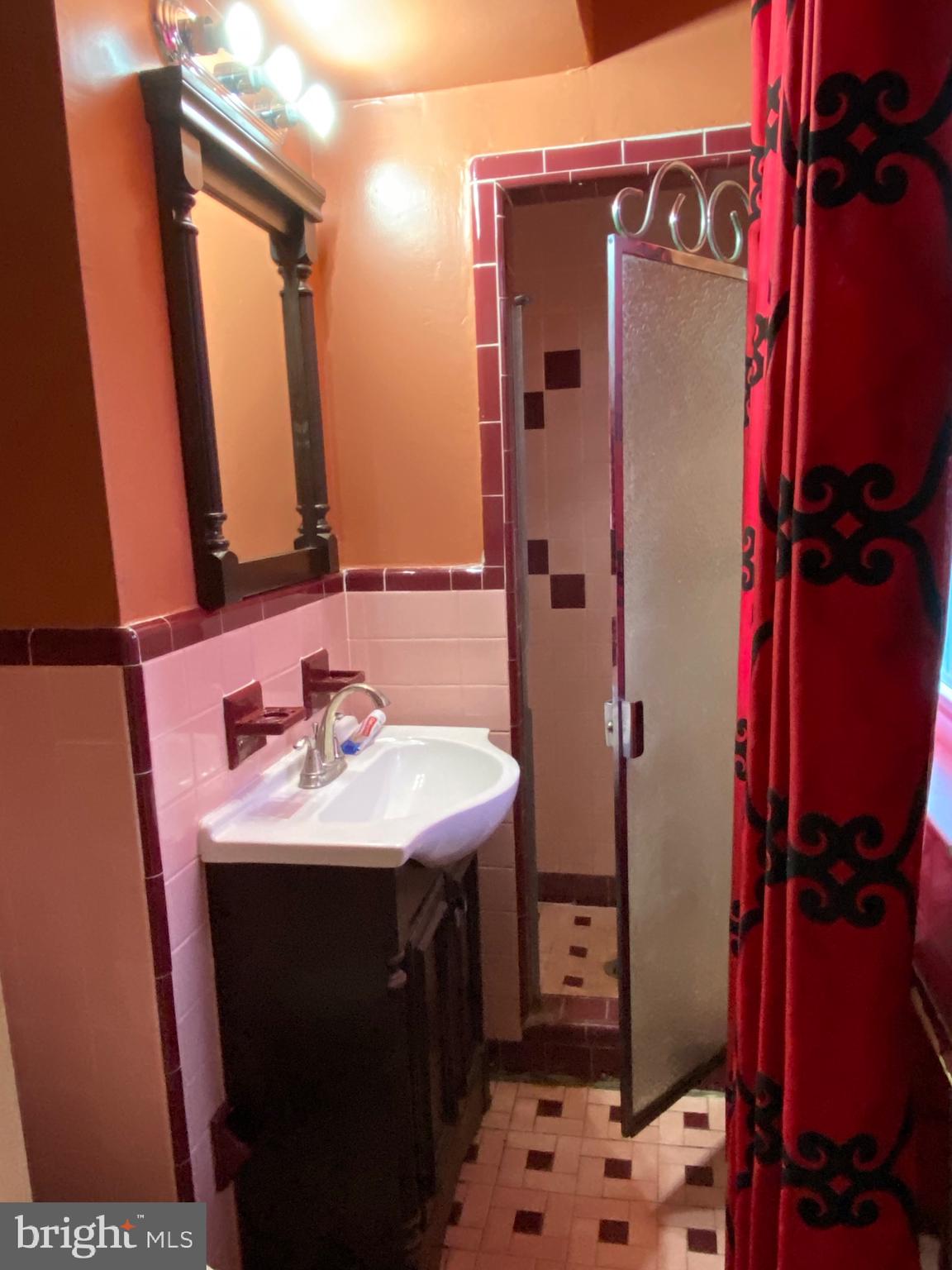 1824 Fox Chase Road Philadelphia, PA 19152 - Photo 22 of 43 Gallery Image 22