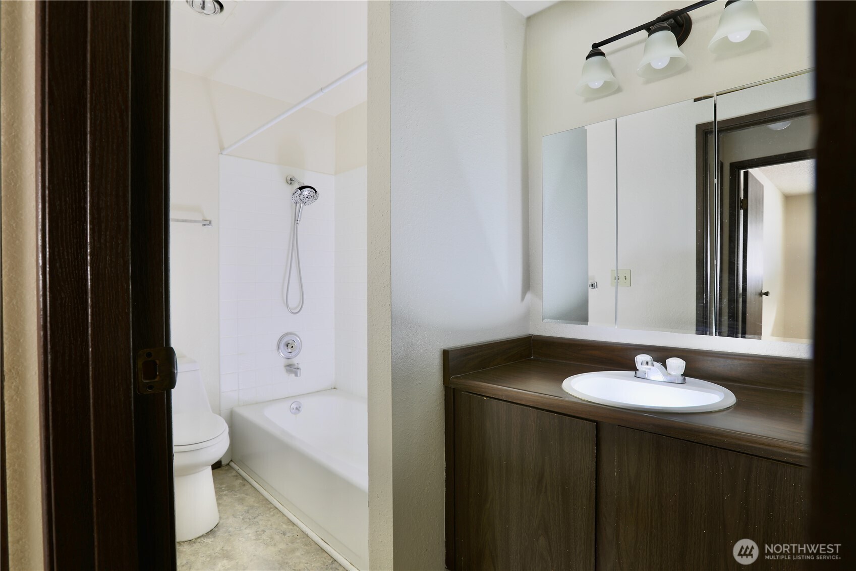 4601 Southwest 320th Street, Unit Q5 Federal Way, WA 98023 - Photo 15 of 19