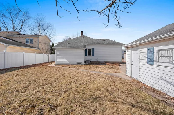 $190,000 | 215 South Elm Street, Kimberly, WI 54136