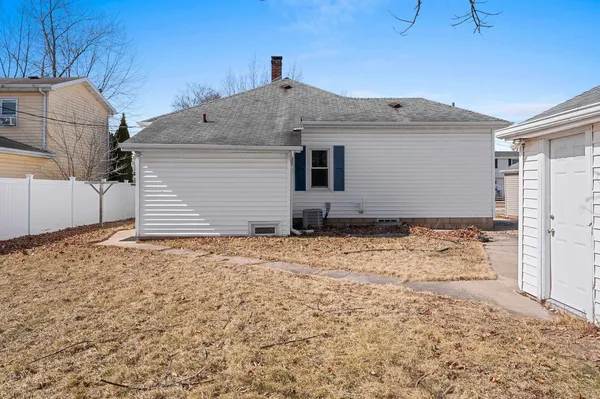 $190,000 | 215 South Elm Street, Kimberly, WI 54136