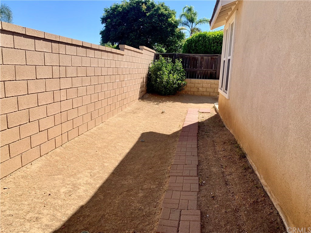 24817 Butterchurn Road Wildomar, CA 92595 - Photo 27 of 39 A clean canvas
