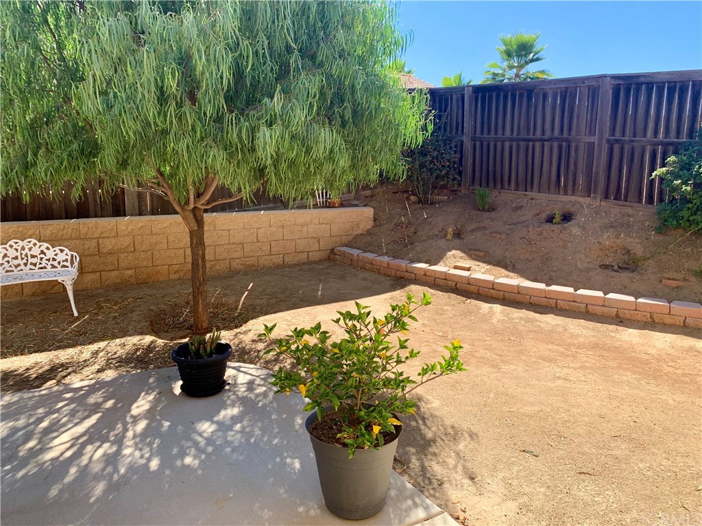 24817 Butterchurn Road Wildomar, CA 92595 - Photo 28 of 39 Lots of room to garden